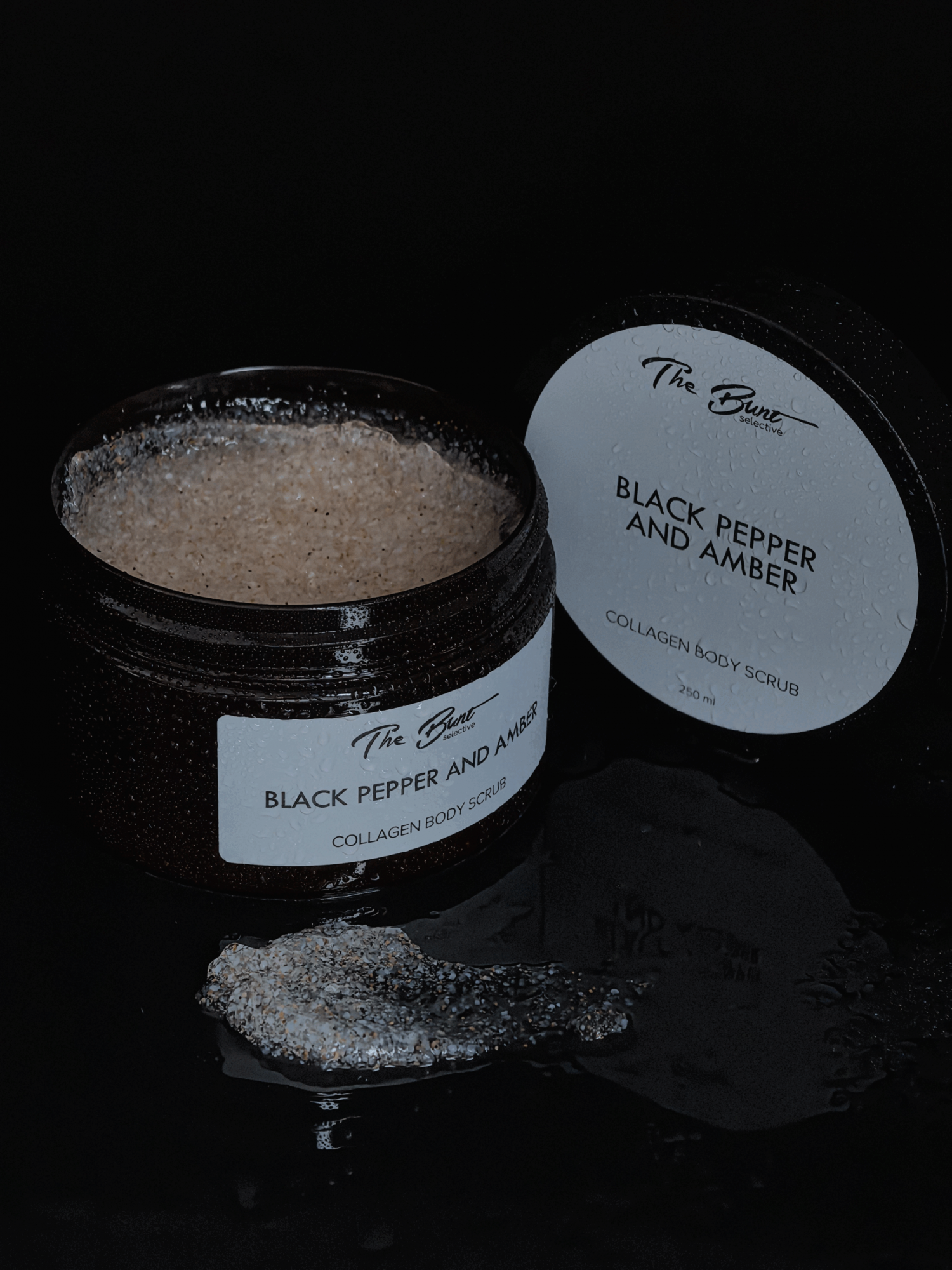 Скраб для тела "Black Pepper& Ambre", 250 мл